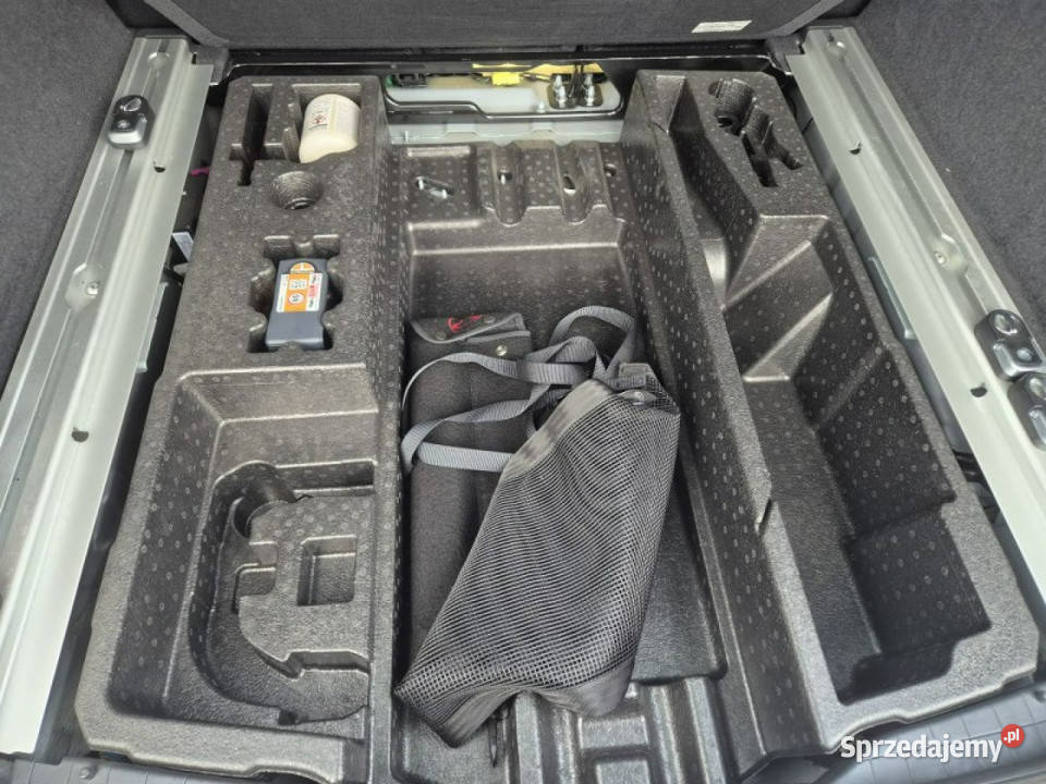 Jaguar FPACE Komorniki