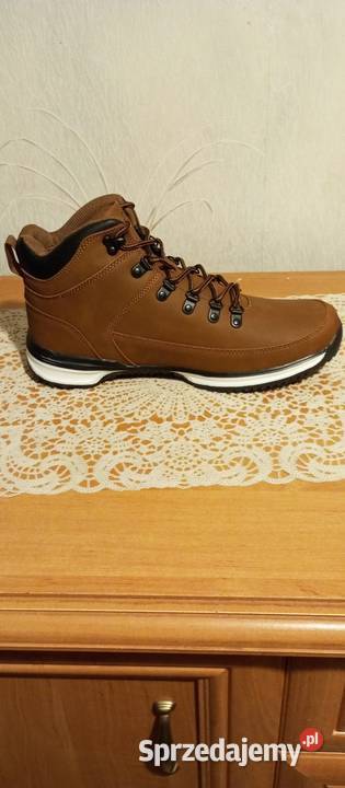 Buty męskie zimowe nowe firmy Kappa rozmiar 43 Trzcianka