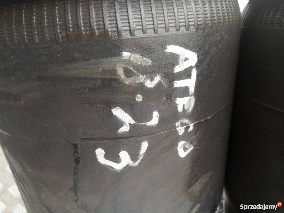 PODUSZKA TYLNA MERCEDES ATEGO 152818232528 AXOR zawieszenie silnika Silniki i osprzęt