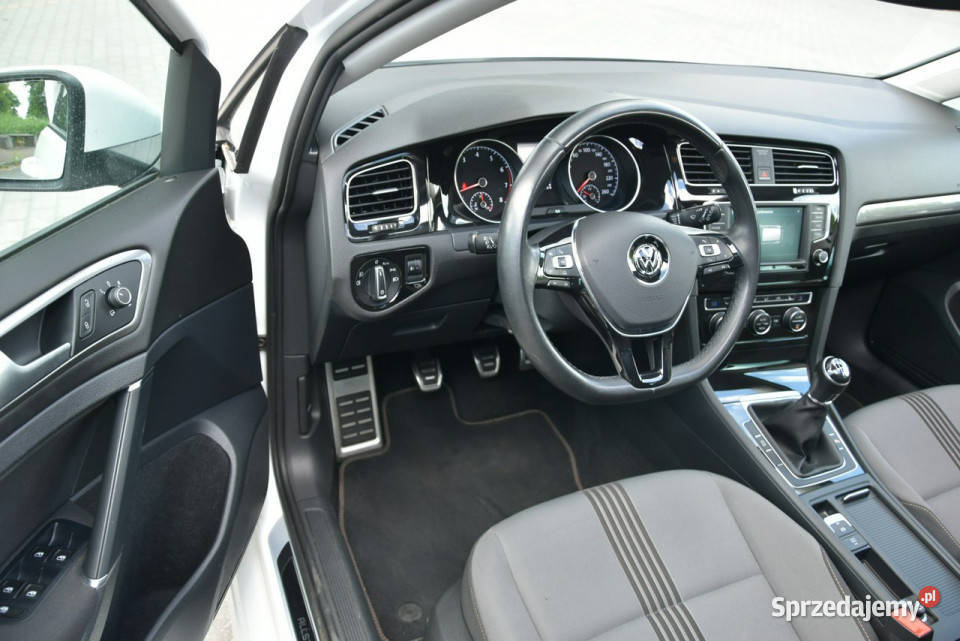 Volkswagen Golf Allstar 14TSi 125 Manual 2017r Zarejestrowany w Polsce