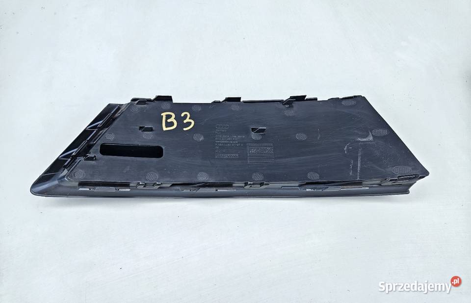 AUDI A4 B9 8W0 KRATKA PRAWA ZDERZAKA PRZÓD osobowe Międzychód