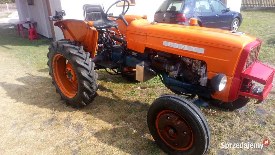 Ciągnik rolniczy Fiat 215 Skrzynia biegów Manualna Fiat świętokrzyskie