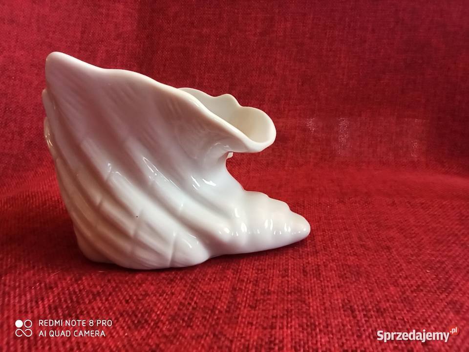 Muszla porcelanowa SygNaczyńko wazonik Biała Gdańsk