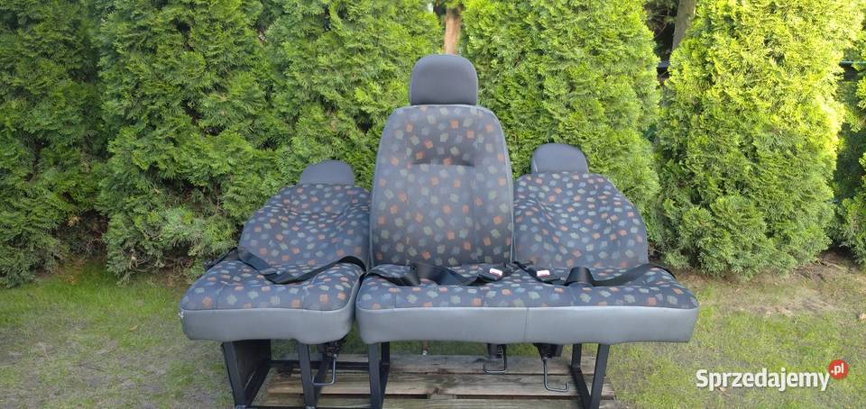 Kanapa trzy osobowa dzielona rozkładana Vito 639 Zalasewo