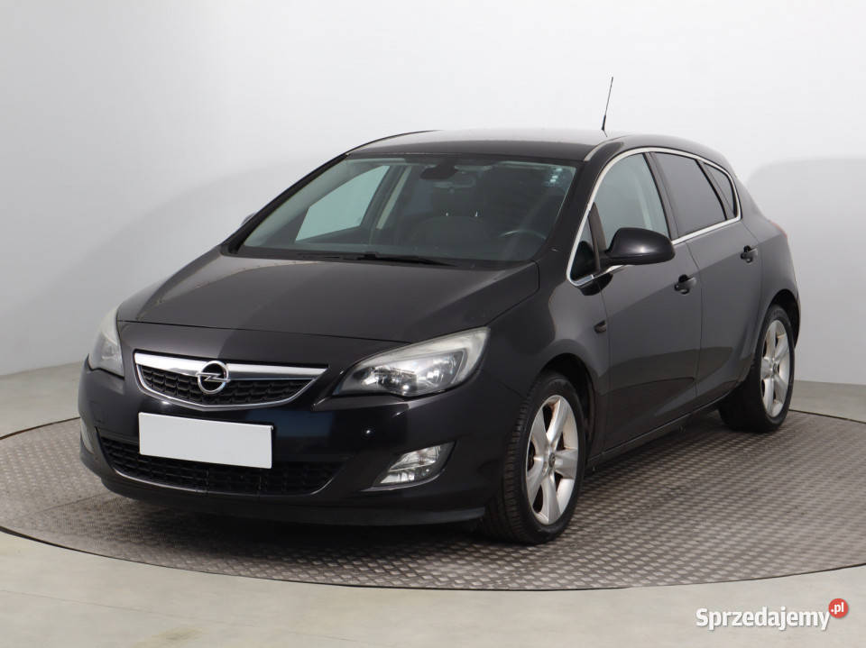 Opel Astra 14 T nieuszkodzony Bielany Wrocławskie