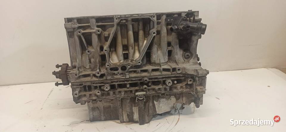 VOLVO XC70 BLOK SILNIKA WAŁ DÓŁ D5244T10