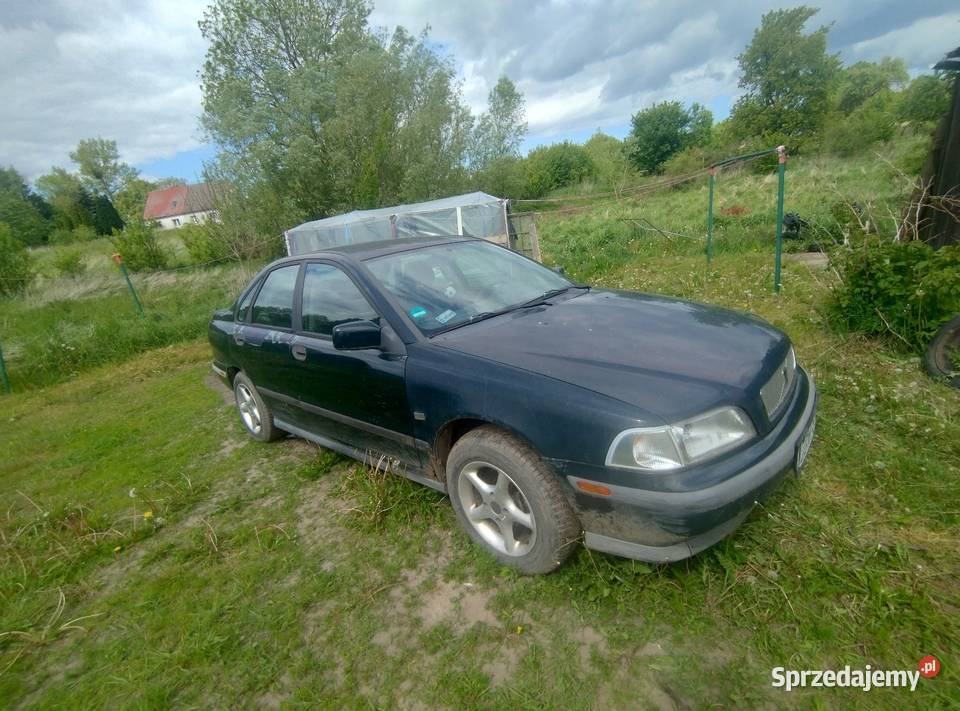 Volvo s40