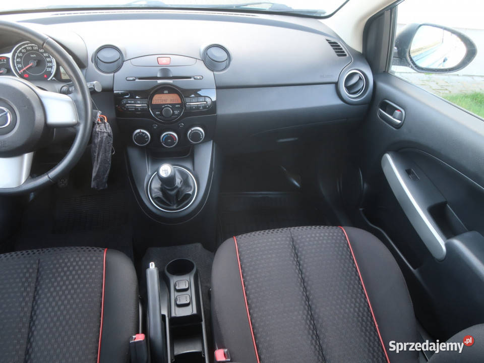 Mazda 2 14 i radio Bielany Wrocławskie