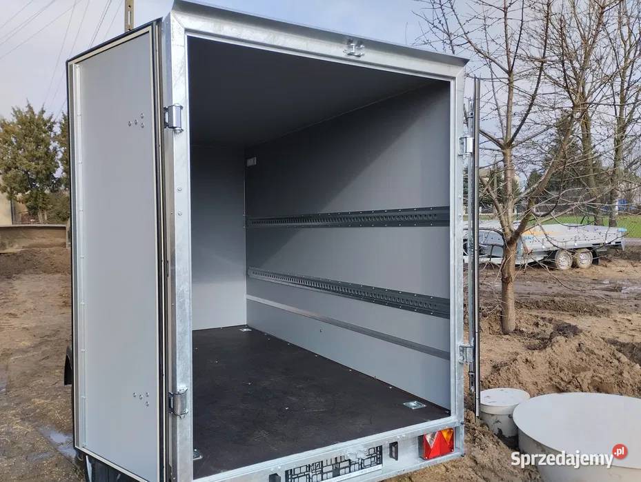 Przyczepa zabudowana kontener furgon box Września