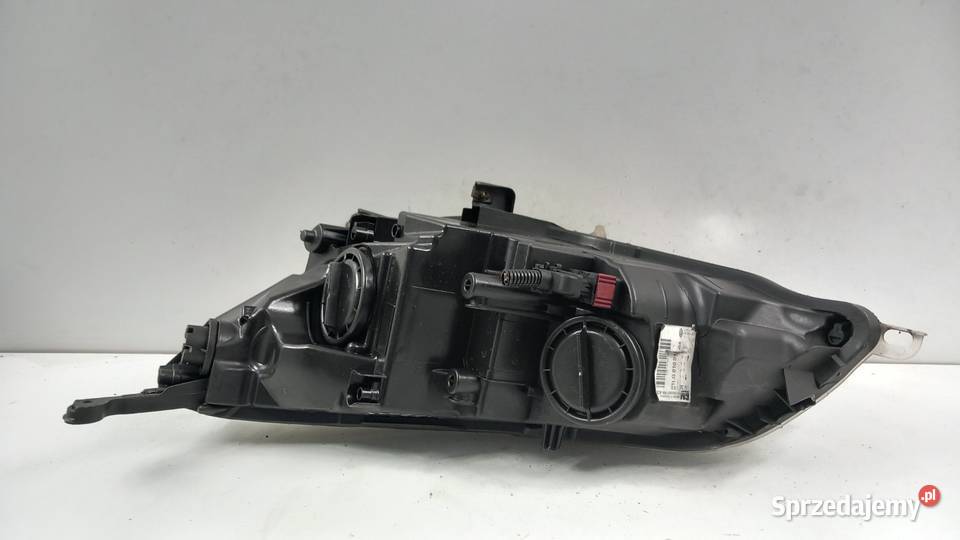 OPEL ASTRA J LAMPA PRZÓD PRAWA osobowe Zbierkowo