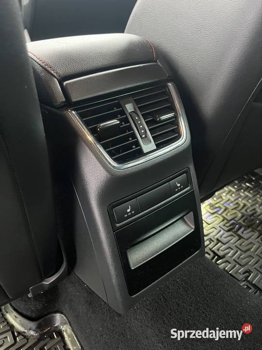 koda Octavia RS III Kombi 20 TSI 230 Challenge gniazdo SD śląskie Konopiska