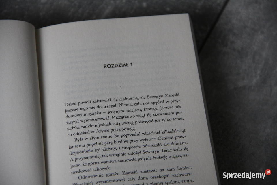 LISTY ZZA GROBU Remigiusz Mróz wydanie pocketowe Chorzów