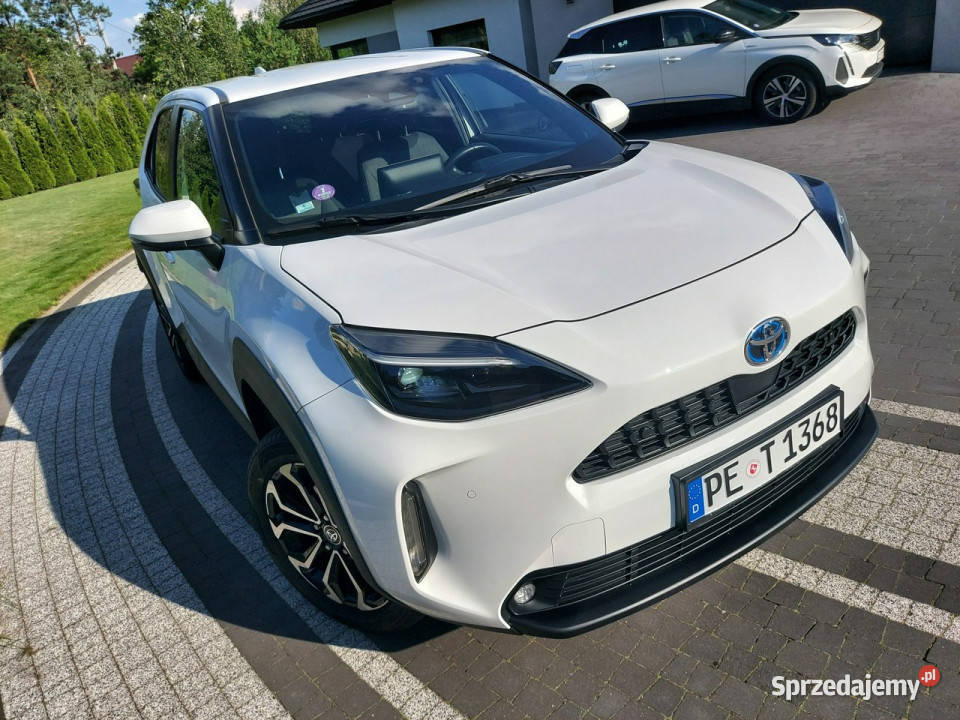 Toyota CHR 15 hybryd full led climatronic kamera Toyota Drelów