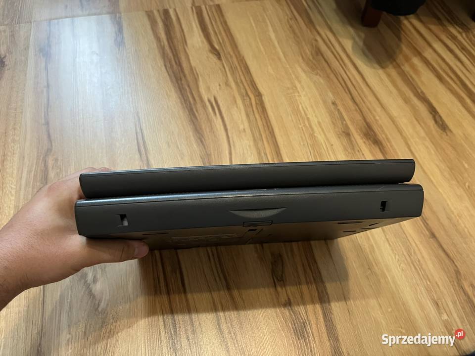 Zabytkowy laptop Compaq Armada 1500 Brzana