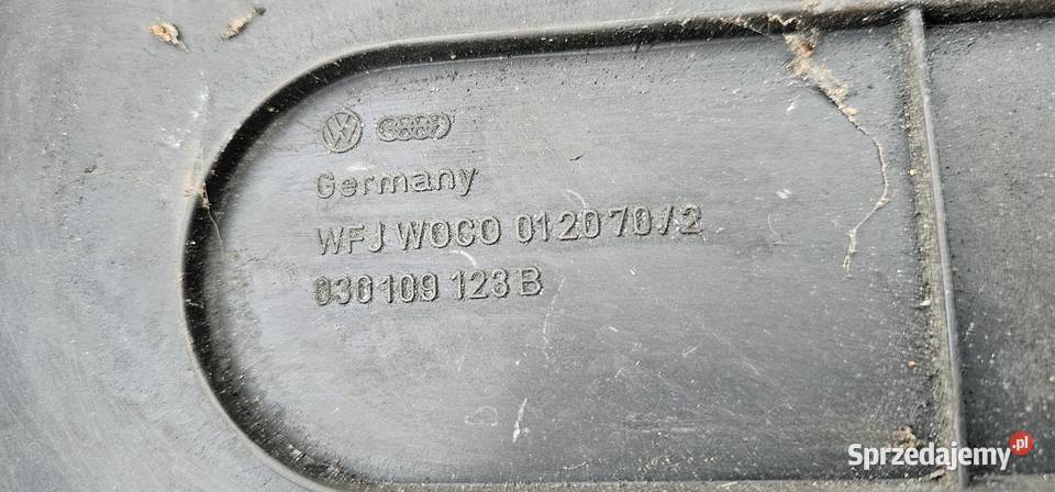 Osłona rozrządu vw polo 86c 13 030109123b Rok produkcji 1993