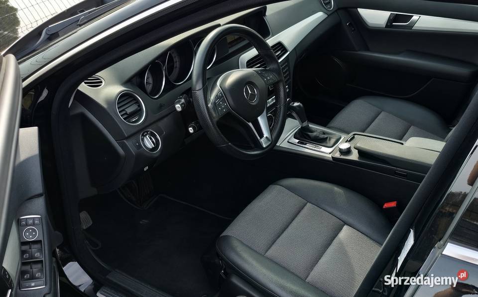 MercedesBenz W204 C180 Benzyna Automat Samochody osobowe Wola