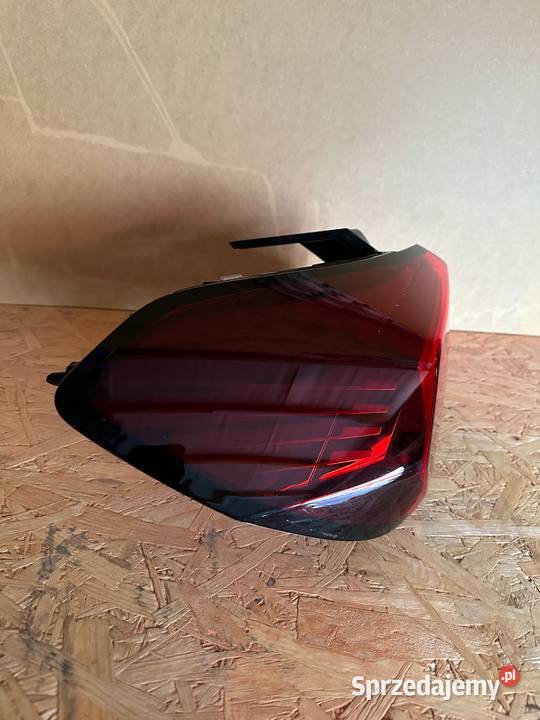 LAMPA LEWY TYŁ OPEL CORSA F 90194151 osobowe Mirsk