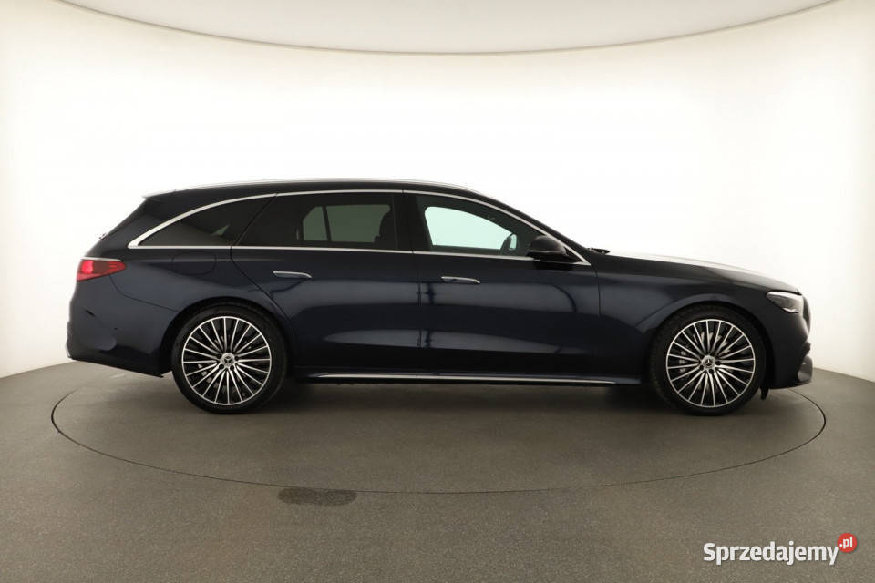 Mercedes E E 220 d 4MATIC Klasa E