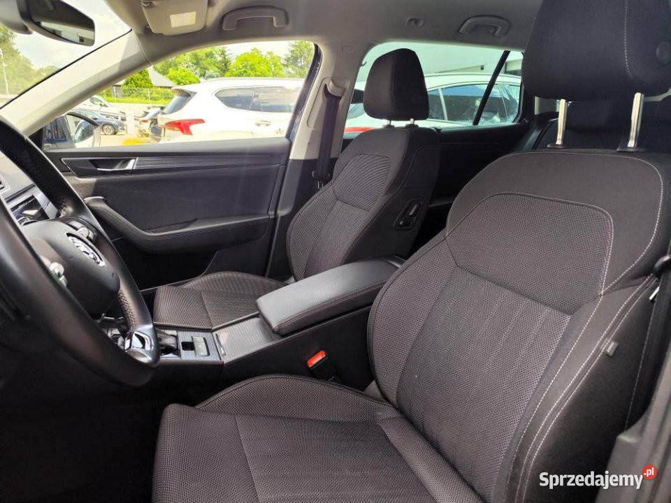 Skoda Superb 2022r Matrix Area View 360 El Superb Kraków