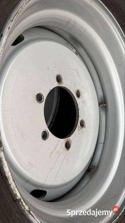 Komplet kół koła 31570R225 tirowskie Autosan D35 Rolnictwo Brody Małe