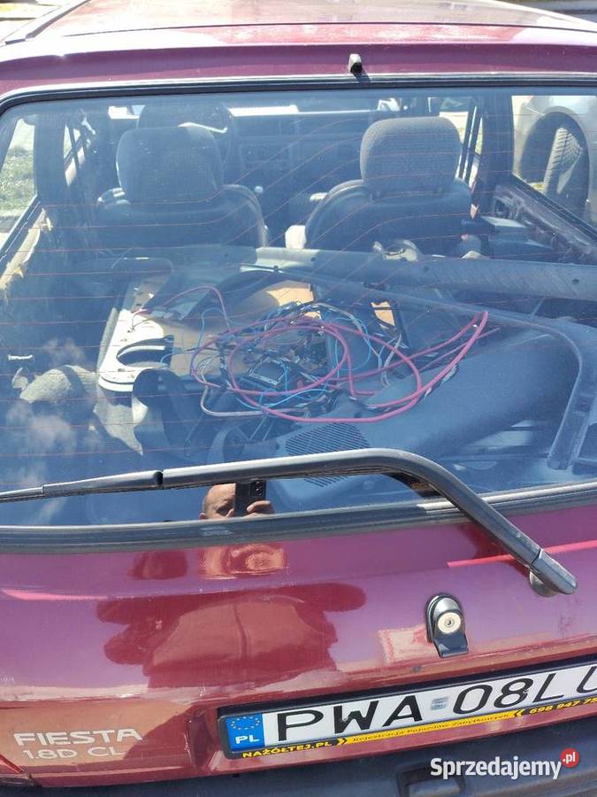 Wnętrze Ford Fiesta MK3 5D