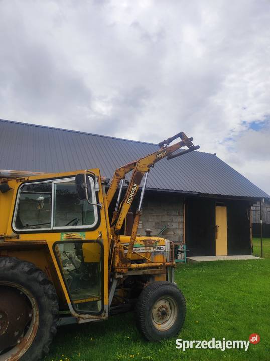 Massey Ferguson 550 koparką zawieszaną i Radom sprzedam