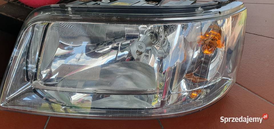 Lampy VW T5 Rogoźno sprzedam