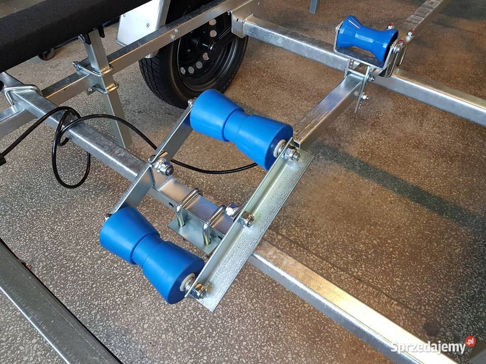 2025 Przyczepa podłodziowasuper wyposażona Rok produkcji 2025 Plewiska