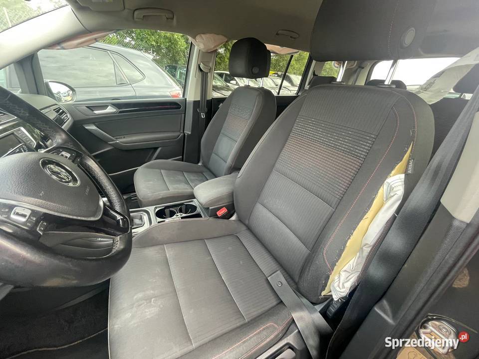 VOLKSWAGEN Touran 14 TSi BlueMotion 149 Sound Touran Wrocław sprzedam