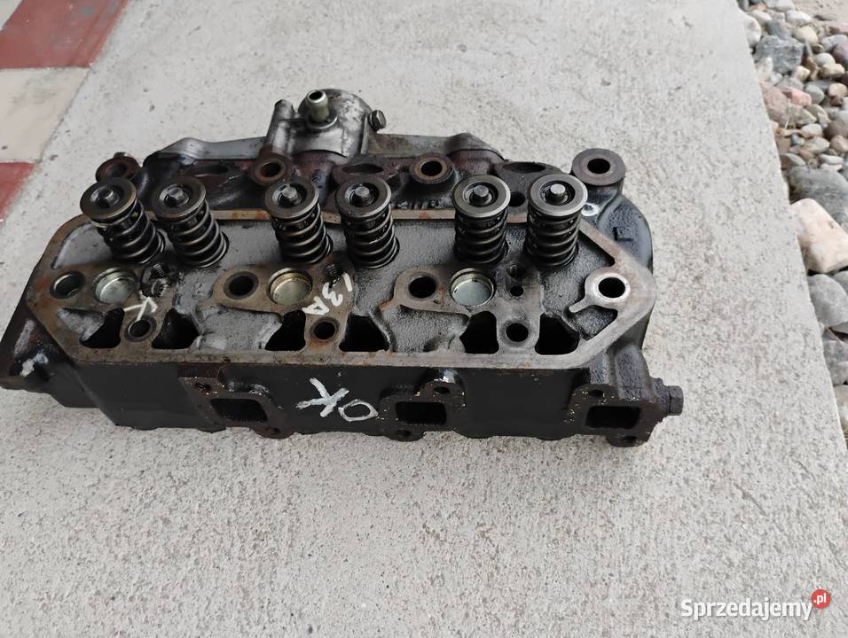 Głowica silnika Mitsubishi L3A Pozostałe Przyłęki