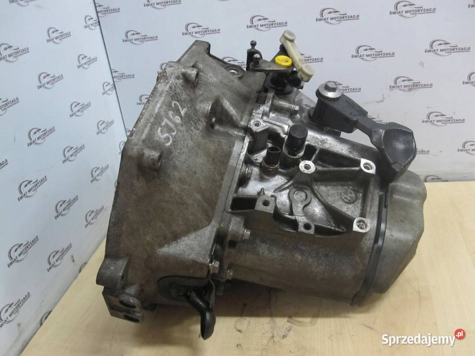 PEUGEOT 208 2008 C3 12 VTI HM01 13r 108 Skrzynia