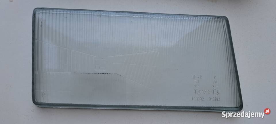 NOWE klosz szkło reflektora prawego Mercedes Luzino