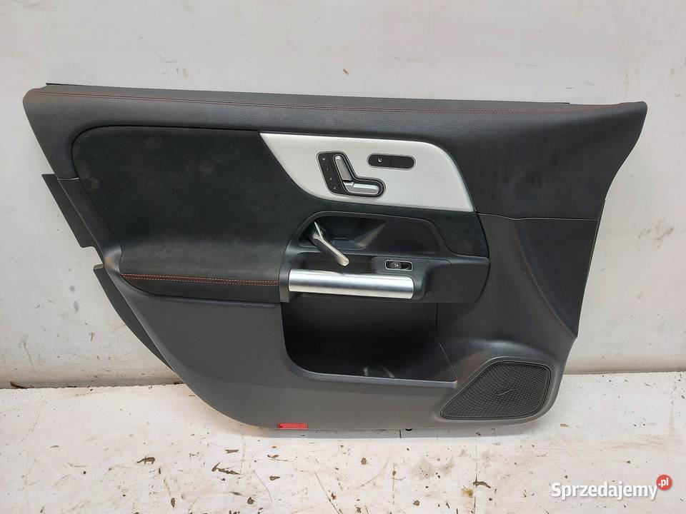 Mercedes EQA 250 W243 TAPICERKA BOCZEK DRZWI