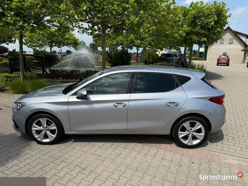 Seat Leon 10 eTSI Full LED DSG 110 2022r niski Rok produkcji 2022 wielkopolskie Krotoszyn