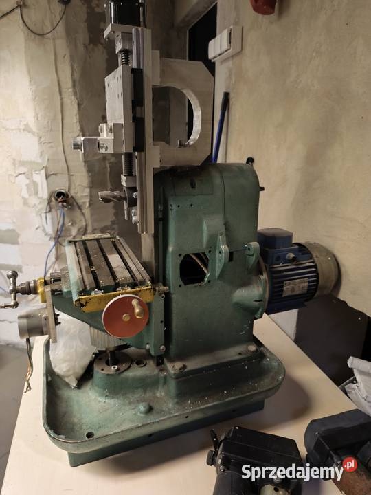Tokarka tos mn 80 CNC Produkcja Zgorzelec