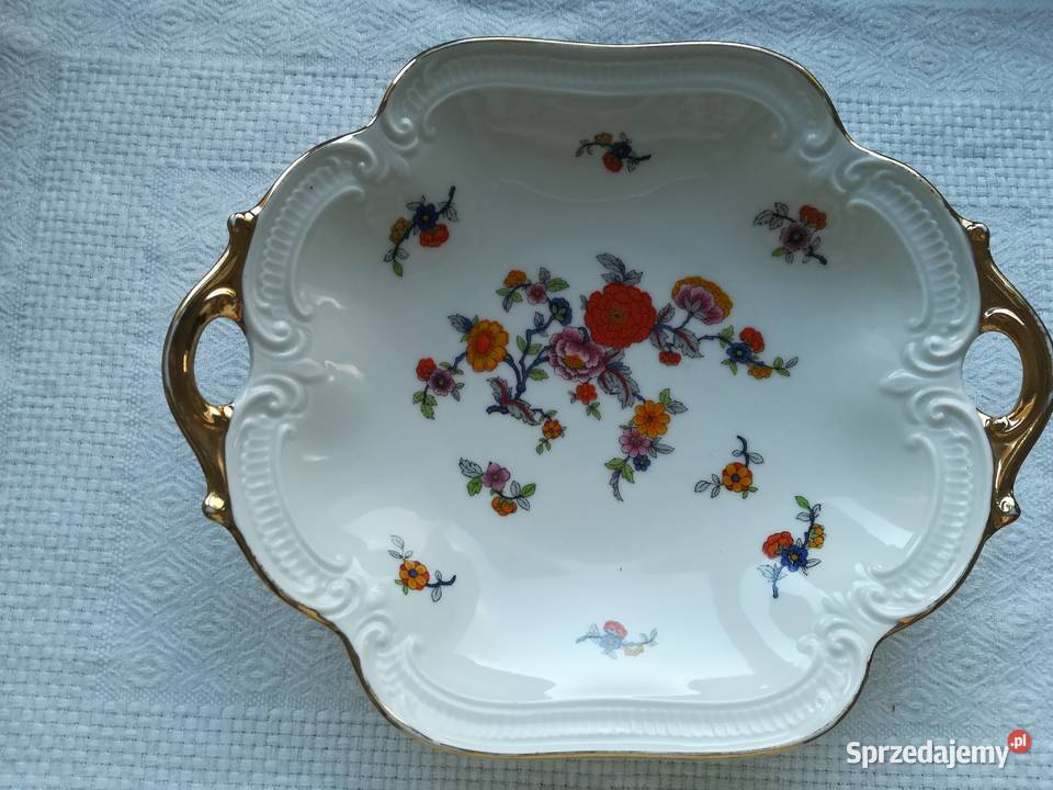 porcelanowa patera bogato zdobiona malatura