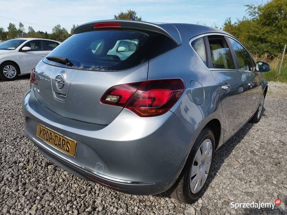 Opel Astra j 14 16v klima pdc kamera navi stan Częstochowa