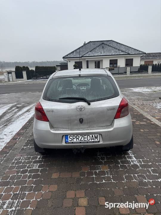 Sprzedam Toyota Yaris nieuszkodzony
