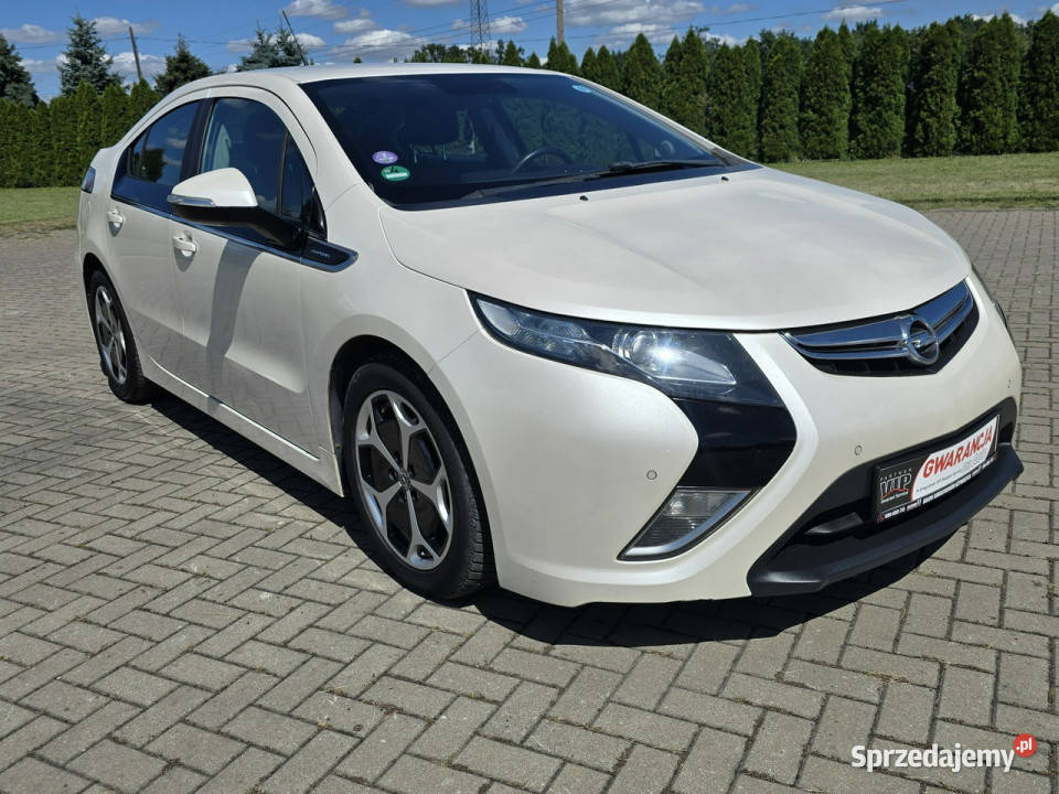 Opel Ampera nieuszkodzony Ampera Kutno sprzedam