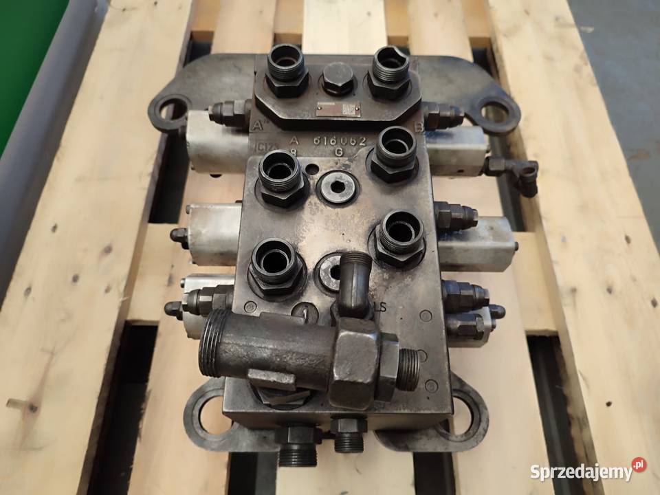 Rozdzielacz hydrauliczny R901355082 LIEBHERR Wilkowo