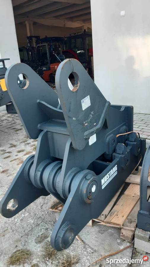 Szczęka wyburzeniowa FM 20 Mustang Rok produkcji 2019 Akcesoria Zaklików sprzedam