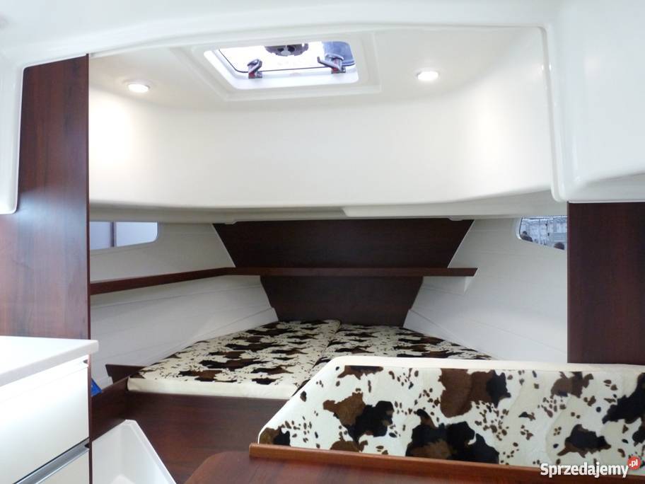 Nautika 830 S kompaktowy półślizgowy Houseboat