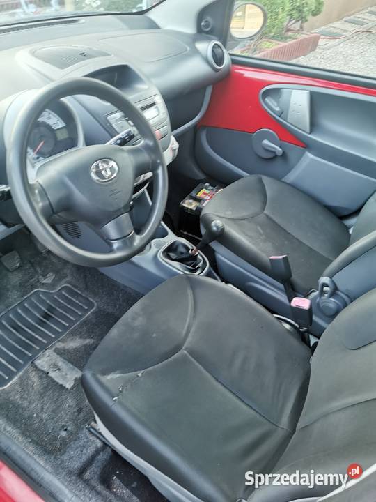 sprzedam toyota aygo 10 benzyna Rok produkcji 2006 Bytom sprzedam