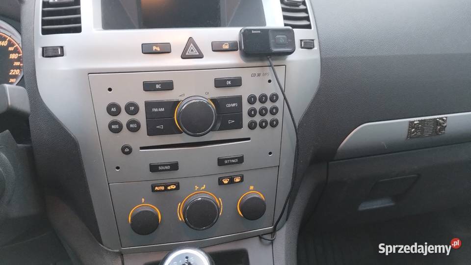 Opel zafira B 2008 17 Diesel Borzęcin Duży