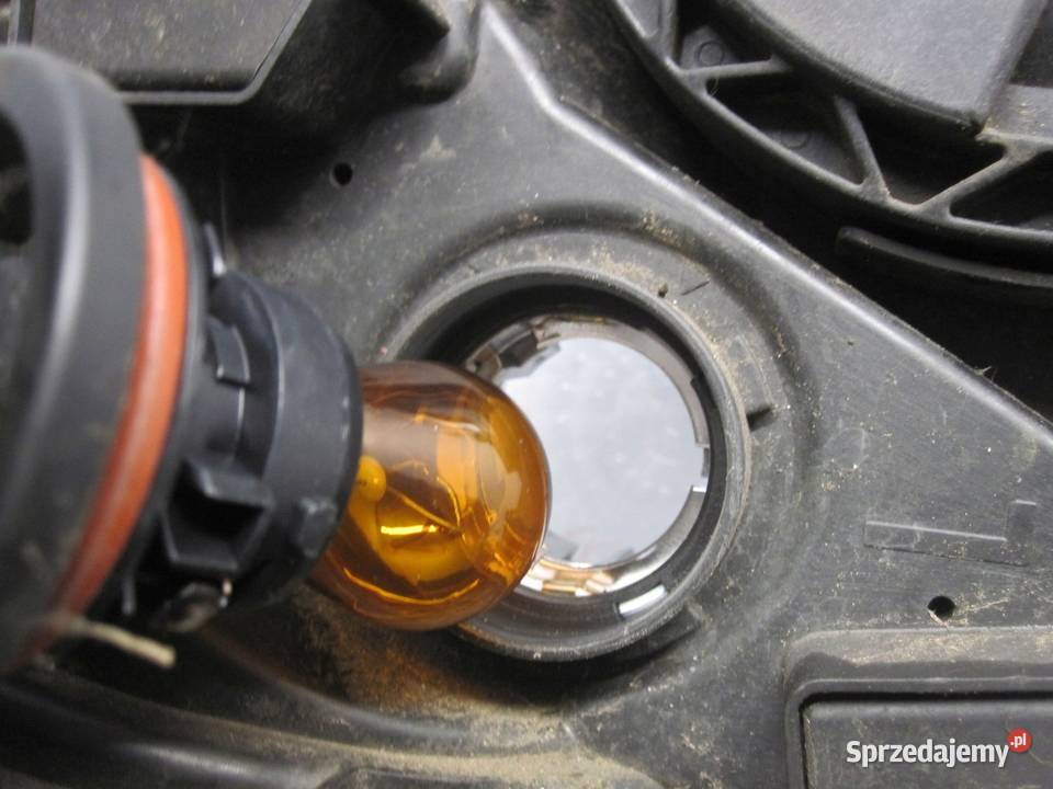 MERCEDES W245 lampa lewa przód A1698207961 świętokrzyskie Kielce