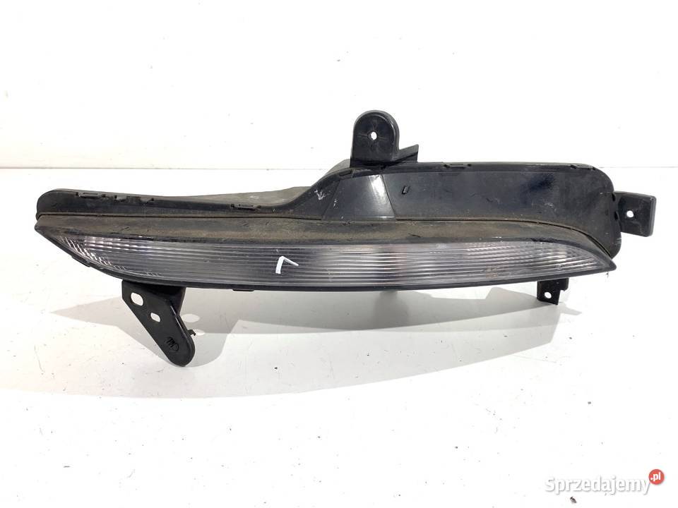 KIERUNKOWSKAZ LEWY PRZÓD RENAULT MEGANE IV Części samochodowe