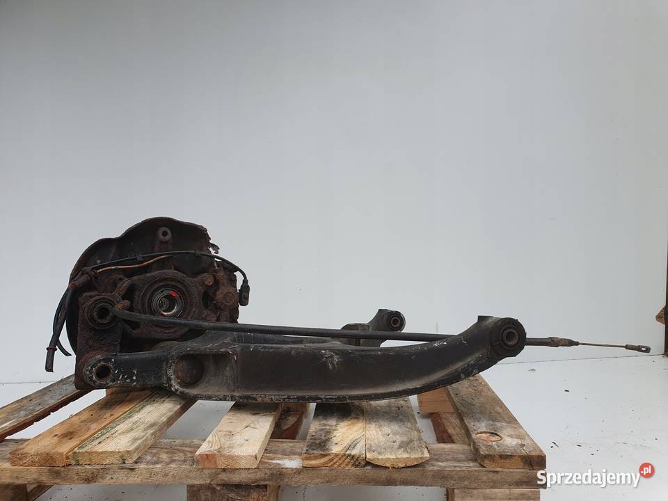 Mercedes W126 SEC 56 LEWY TYLNY WAHACZ Piasta Wahacze Rudka