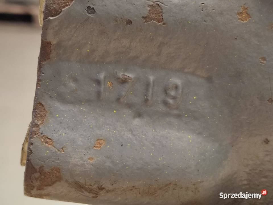 Zwolnica Zwrotnica 11002 Piasta Półoś CASE Wilkowo sprzedam