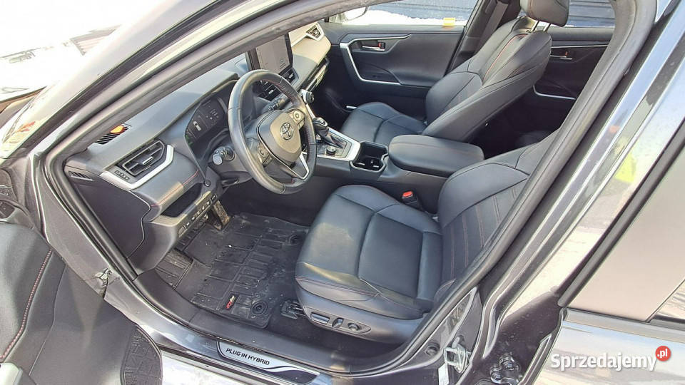 Toyota RAV4 V 2018 Komorniki
