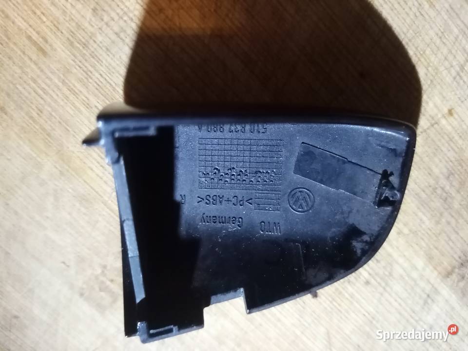 Zaślepka klamki prawa VW Passat b8 kol LC9X VW Łódź
